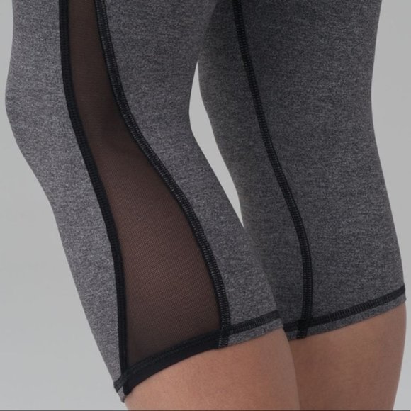 Lululemon | Train Times Crop 17" Heathered Black Size 6 - Picture 4 of 13